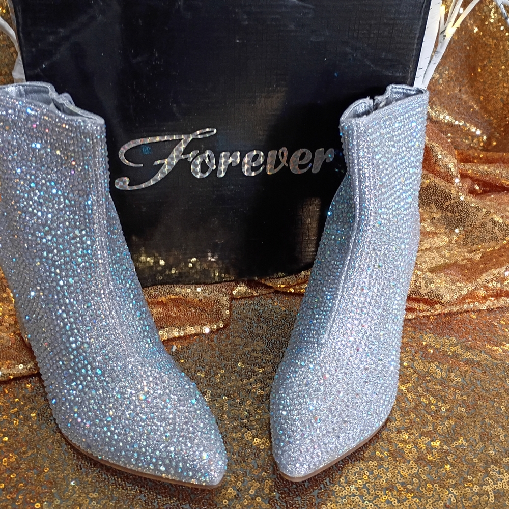 Forever Iceberg-12 Women's Glitter Ankle Boots - Silver